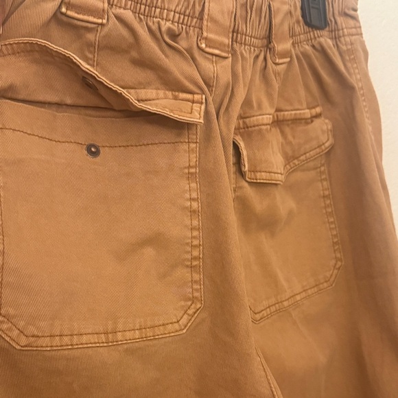 Old Navy Brown Cargo Pants - Picture 3 of 5